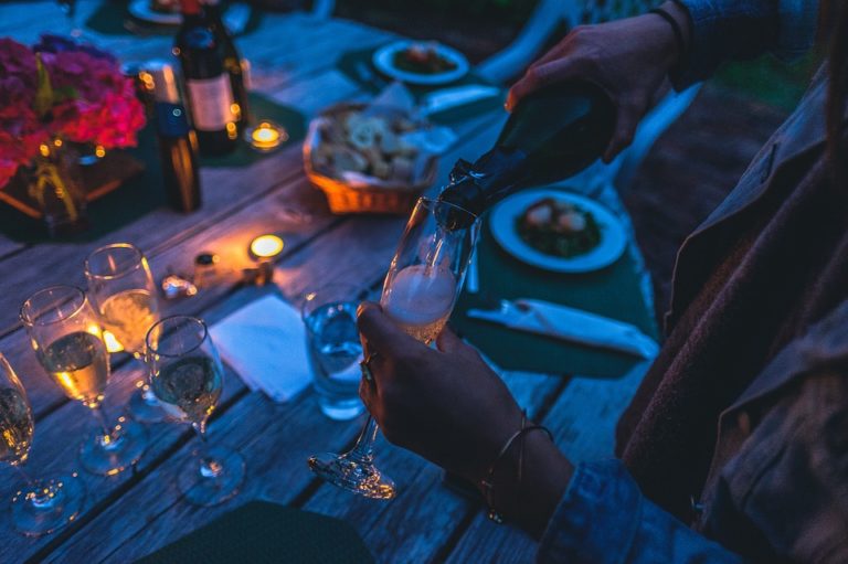 The Reasons For Hiring An Event Planner For Your Party
